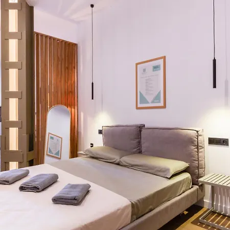 Mestalla Flats By Nomad Host Daire Valensiya