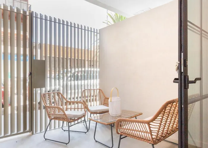 Mestalla Flats By Nomad Host