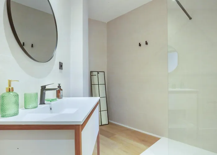Apartament Mestalla Flats By Nomad Host
