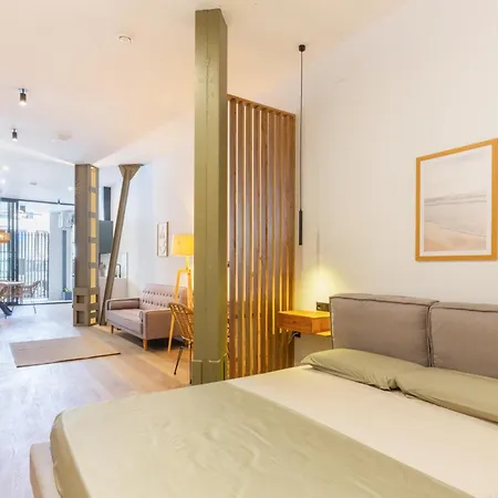 Mestalla Flats By Nomad Host Lägenhet *